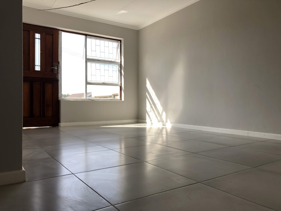 To Let 1 Bedroom Property for Rent in Vincent Eastern Cape